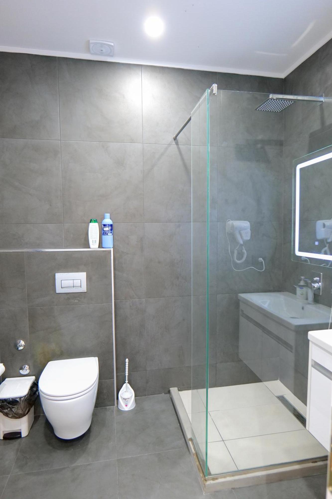Hotel Celaj Vlorë Exteriér fotografie