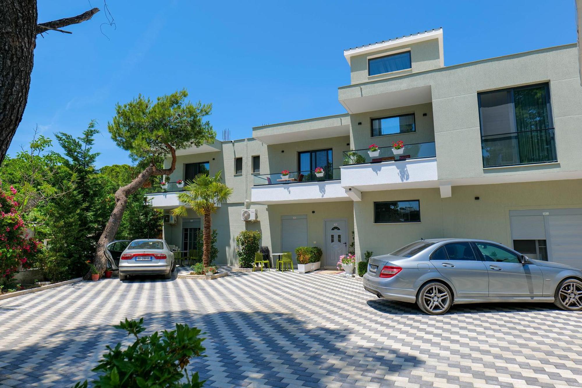 Hotel Celaj Vlorë Exteriér fotografie